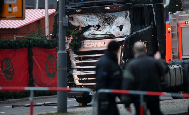 Berlin-Anschlag: Fahrer griff doch nicht ins Lenkrad – Schuss auf polnischen Lkw-Fahrer Stunden vor Anschlag