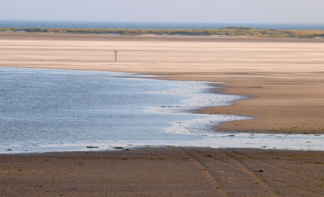 In der Nordsee treibende Seemine auf Sandbank gesprengt
