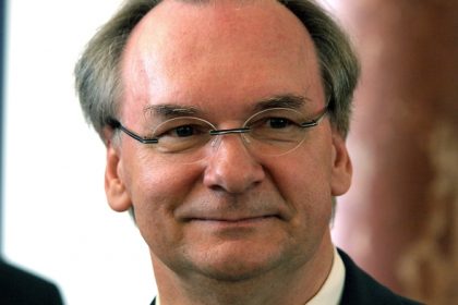 Haseloff erneuert Forderung nach “Integrationsgrenze” – Merkels Erfolg hängt von Flüchtlingszahl ab