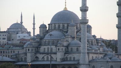 Tote und Verletzte bei Anschlägen in Istanbul