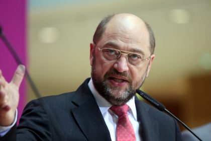 Schulz fordert Respekt vor Trump