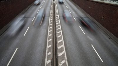 Bund bereitet Ausweitung der Maut auf Reisebusse und 3,5-Tonner vor