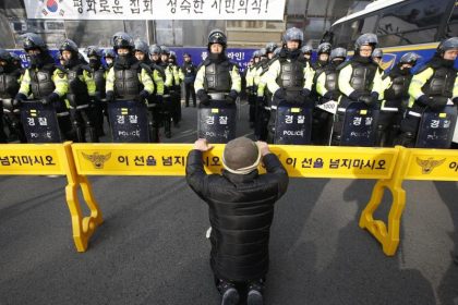 Südkoreas Parlament entscheidet über Amtsenthebung von Präsidentin Park