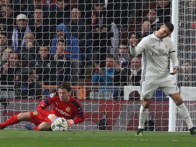 Cristiano Ronaldo ärgerte sich über eine vergebene Torchance. Foto: J.J. Guillen/dpa
