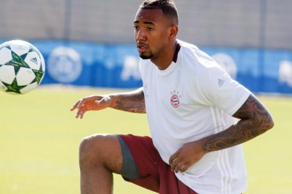 Laut «Kicker»: Boateng muss an der Schulter operiert werden