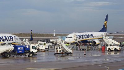 Berlins Bürgermeister lehnt Ryanair als Käufer für Air Berlin ab