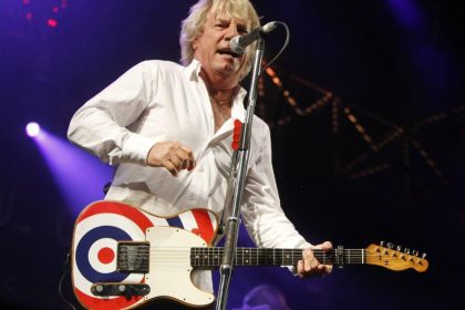 „Rockin’ All Over The World“ – Gitarrist und Sänger Rick Parfitt gestorben
