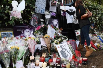 Familie des verstorbenen Popstars George Michael gerührt von großer Anteilnahme