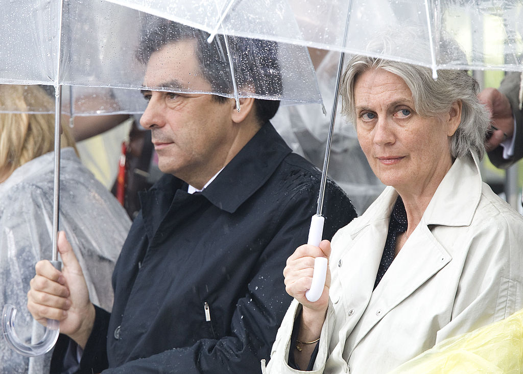 5000 bis 7900 Euro im Monat: Präsidentschaftskandidat Fillon bezahlte Ehefrau jahrelang als parlamentarische Mitarbeiterin