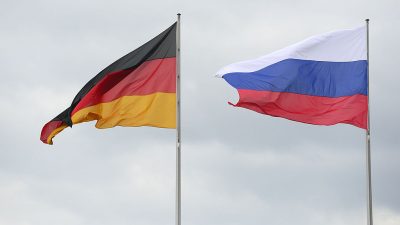 Merkel macht Russland für Hackerangriff auf Bundestag verantwortlich