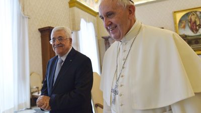 Israel erbost – Franziskus nennt Abbas „Friedensengel“: Papst empfängt Palästinenserpräsident am Samstag