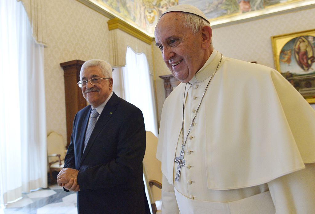 Israel erbost – Franziskus nennt Abbas „Friedensengel“: Papst empfängt Palästinenserpräsident am Samstag