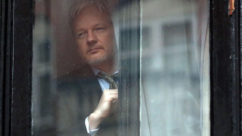 Assange wirft CIA „zerstörerische Inkompetenz“ vor – Computer, Handys und Fernseher werden in Abhörgeräte umfunktioniert