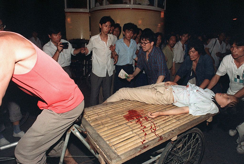 Das Tiananmen-Square Massaker forderte hunderte - wenn nicht tausende - Tote. 4. Juni 1989 auf dem Platz des Himmlischen Friedens in Peking, China. Foto: MANUEL CENETA/AFP/Getty Images