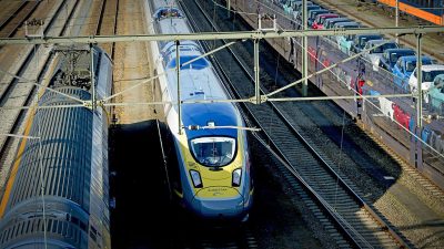 Weltpremiere: Alle niederländischen Züge fahren nun mit Strom aus Windenergie