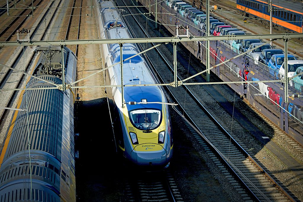 Weltpremiere: Alle niederländischen Züge fahren nun mit Strom aus Windenergie