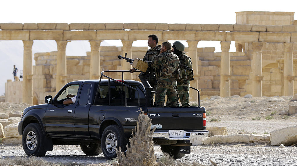 Syrische Armee vertreibt IS mit Hilfe Russlands aus Wüstenstadt Palmyra