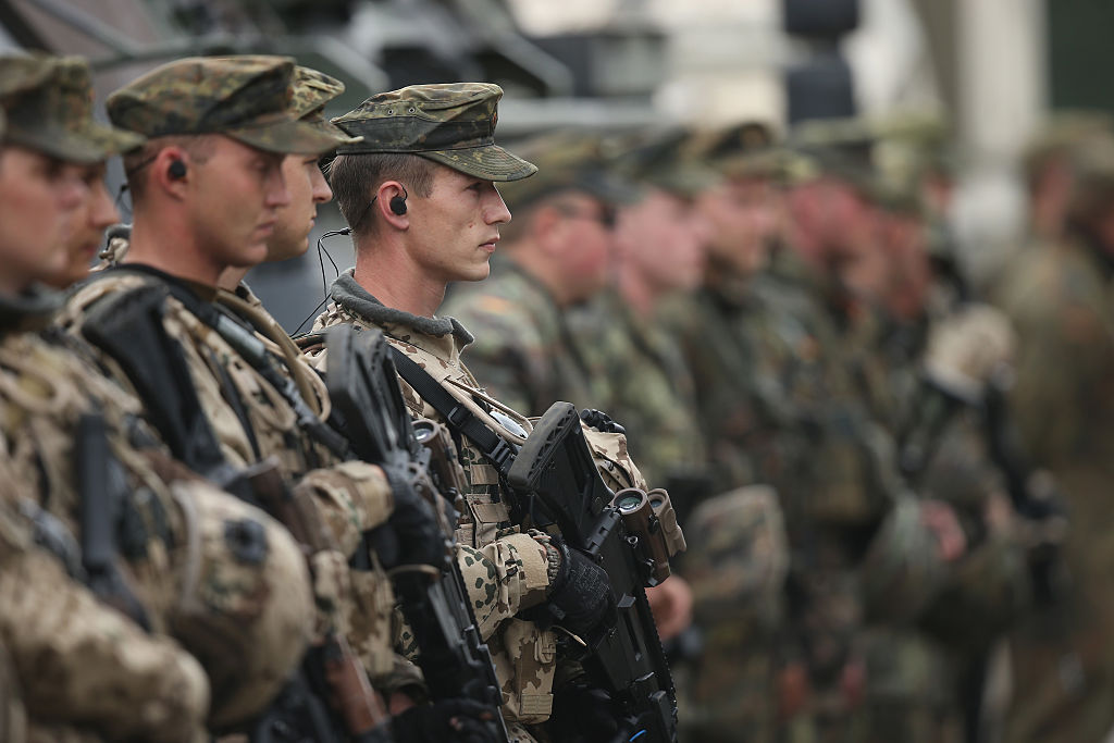 Nach sexuellen Gewaltritualen: Wehrbeauftragter fordert Aufpasser für junge Soldaten