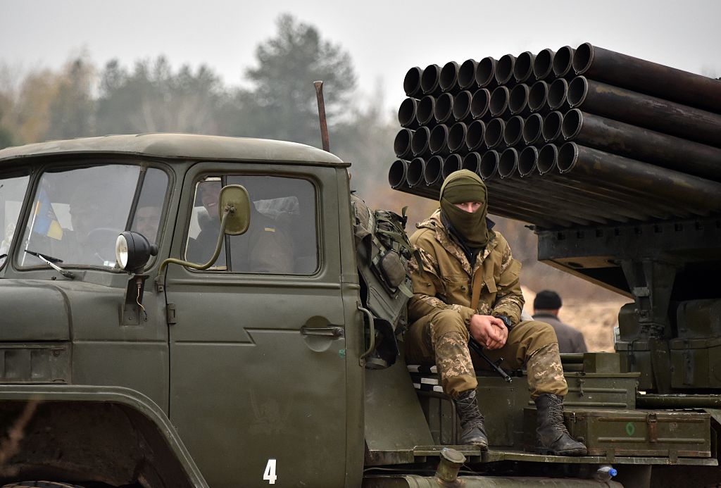 OSZE: Konfliktparteien in der Ost-Ukraine wollen schwere Waffen abziehen