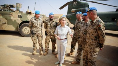 Mehr Militär, mehr Polizei: Von der Leyen will deutlich mehr „in die Sicherheit“ investieren