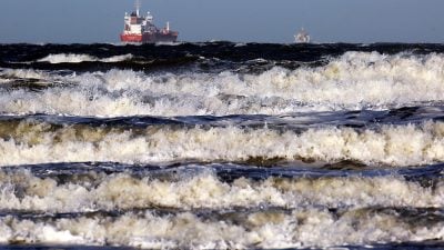 Schlimmer als erwartet: Stärkste Ostsee-Sturmflut seit 2006 – Lage entspannt sich