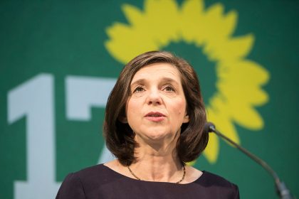 Entscheidung von Essener Tafel ein Hilferuf von Ehrenamtlichen: Göring-Eckardt für Familien-Entlastung