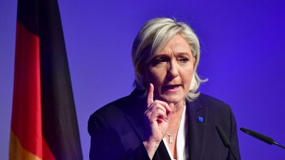 Le Pen in Koblenz: 2017 werden Völker des kontinentalen Europa erwachen