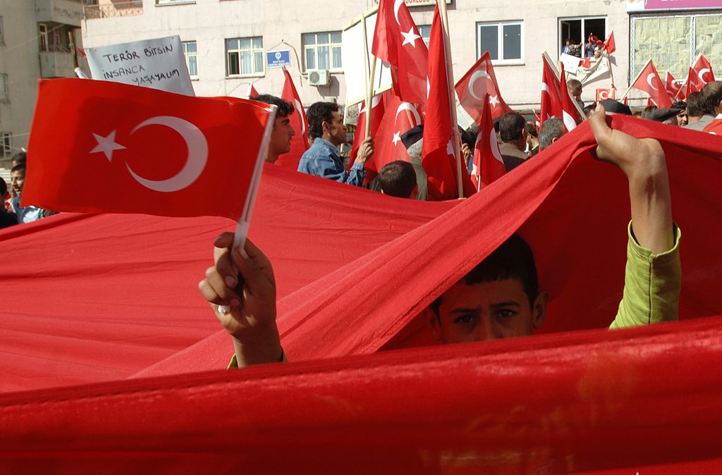 „Cumhuriyet“-Prozess: Bartsch wirft Erdogan Errichtung von „islamistischer Diktatur“ vor