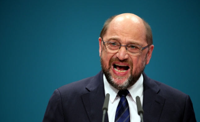 Schulz ruft zu mehr Mut gegen Populisten auf
