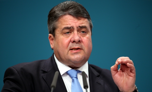 SPD-Chef Gabriel peilt Ampelkoalition im Bund an