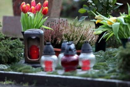 Zahl der Todesfälle im Jahr 2015 um 6,5 Prozent gestiegen
