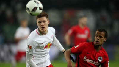 1. Bundesliga: Leipzig gewinnt in Überzahl gegen Frankfurt