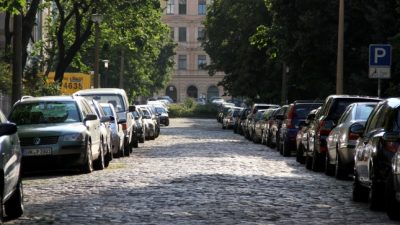 Bitkom: Parkplatzmangel größter Stressfaktor für Stadtbewohner