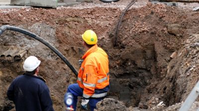 Vorzeigeprojekt von Bauunternehmergruppe gescheitert: Arbeitsplätze für 100 Asylbewerber – Nur ein Syrer blieb