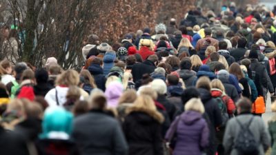 Schätzung: Einwohnerzahl Deutschlands auf 82,8 Millionen gestiegen