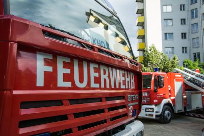 Dramatische Szenen in Wien-Favoriten: Obdachlose Frau auf offener Straße verbrannt – Benzinfeuer gegen die Kälte geriet außer Kontrolle