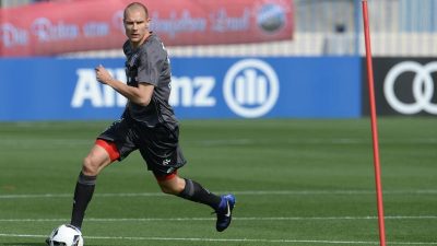 Badstuber lässt Zukunft weiter offen