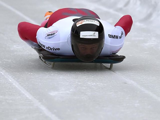 Martins Dukurs aus Lettland verteidigte in Winterberg seinen EM-Titel. Foto: Caroline Seidel/dpa