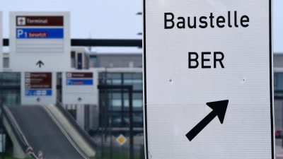 Hauptstadtflughafen: Türen klemmen – BER kann 2017 nicht eröffnet werden