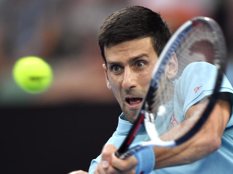 Titelverteidiger Djokovic sicher in zweiter Runde