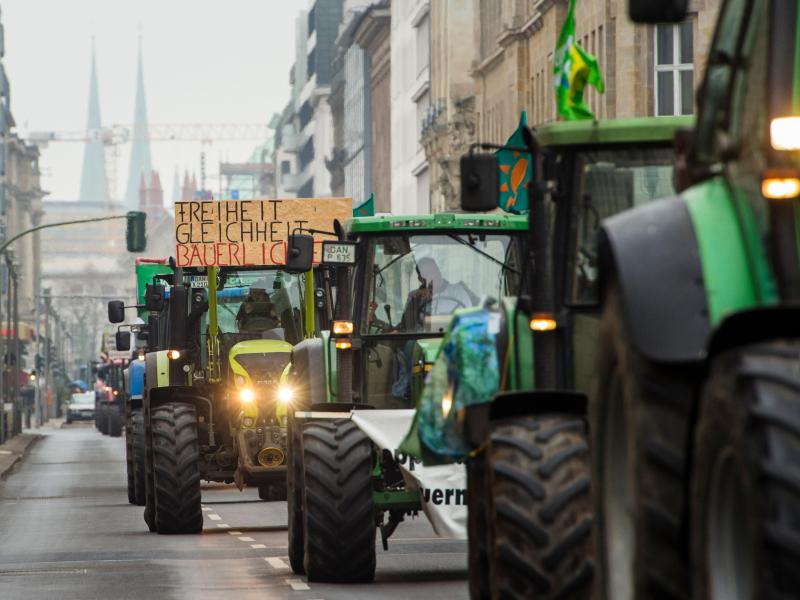 Tausende Bauern auf dem Weg nach Berlin Verkehrsbehinderungen erwartet