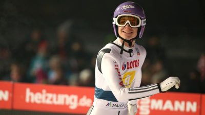 Deutsche Skispringer auf Rang zwei und drei