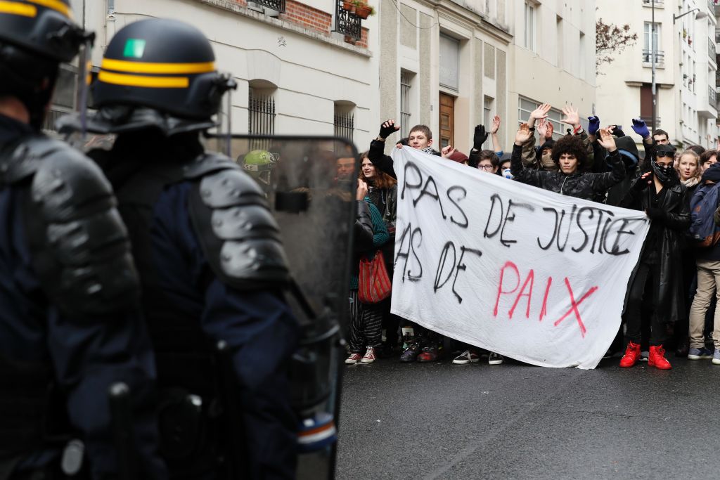 Schülerproteste in Paris: „Ohne Gerechtigkeit kein Frieden“
