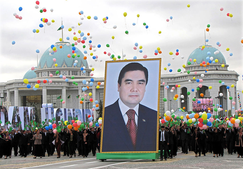 Präsidentschaftswahl in Turkmenistan: Staatschef Berdimuchamedow bleibt im Amt