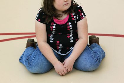 Forscher: Lebensmittelwerbung muss reguliert werden – Fettleibigkeit bei Kindern in Europa auf “beispiellos hohem Niveau”