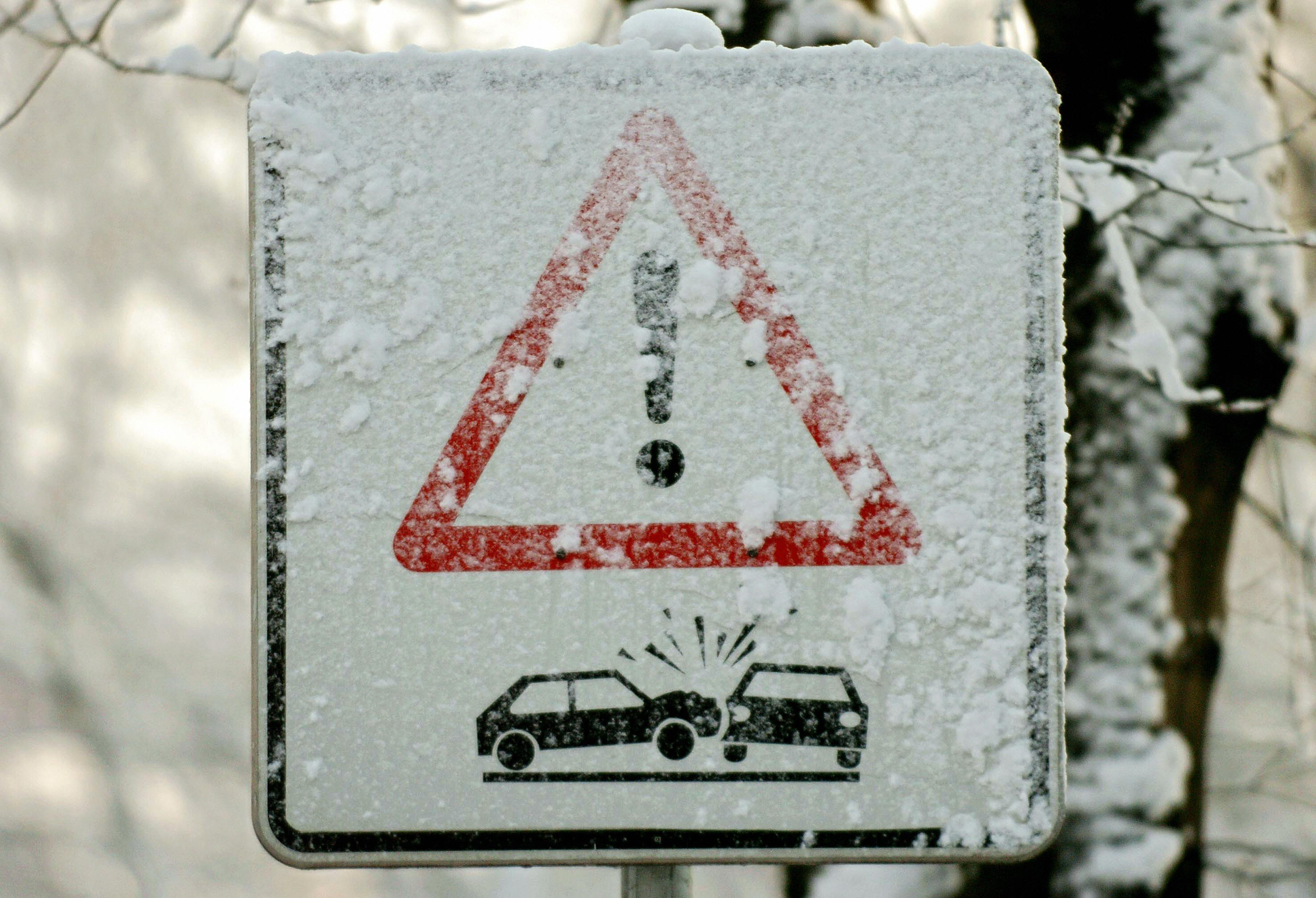 Vorsicht Glatteis! – Wetterdienst warnt vor Glatteis in Teilen der Osthälfte