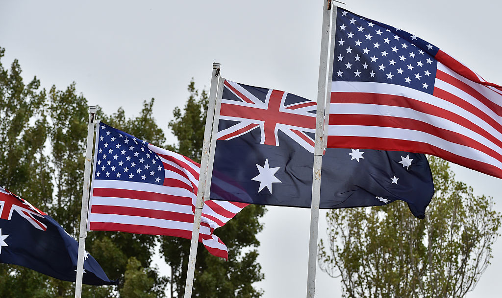 US-Vizepräsident sichert Australien Einhaltung von Flüchtlingsabkommen zu
