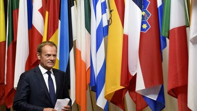 Tusk ruft EU vor Brexit-Sondergipfel zur Geschlossenheit auf