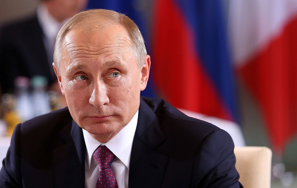 Lebenslange Haft: Putin unterzeichnet Gesetz für harte Bestrafung von Terrorunterstützern
