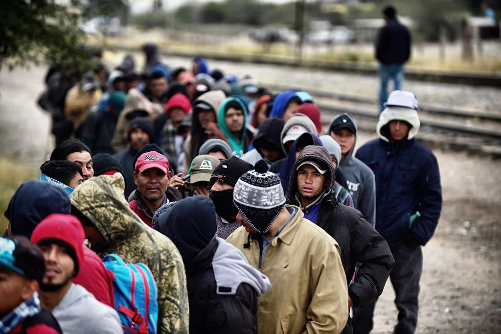 1700 Migranten aus Zentralamerika erreichen Grenze zwischen USA und Mexiko